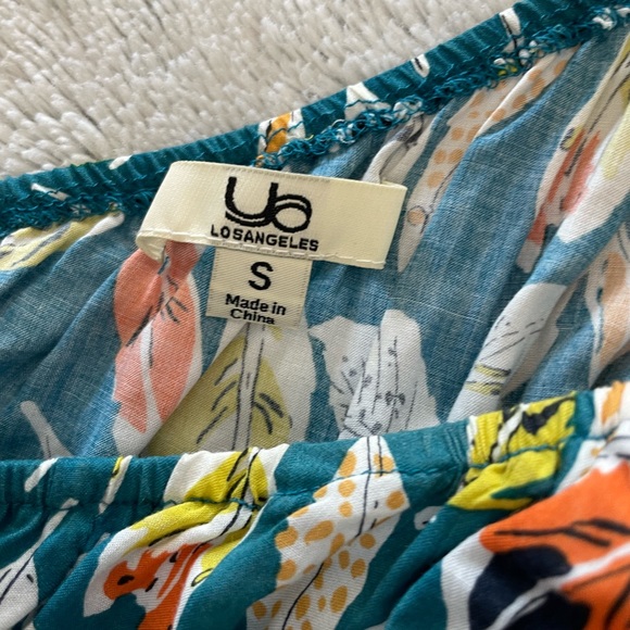 NWOT One sleeve dress with belt- size small - Picture 5 of 5